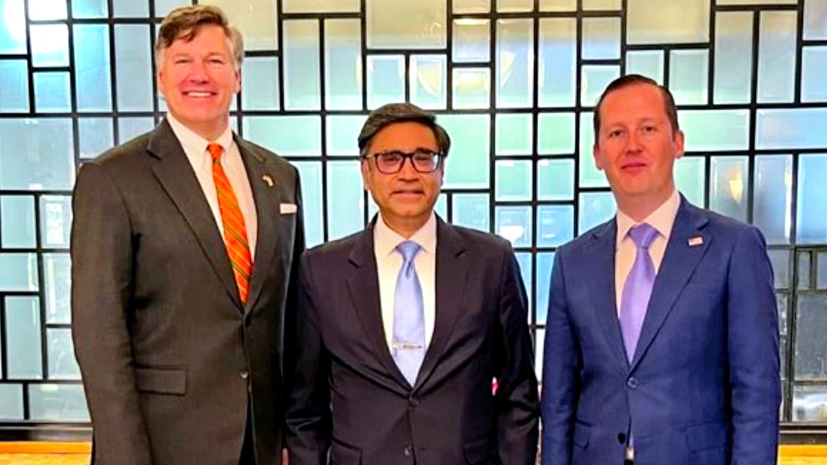 Foreign secretary Vikram Misri (C) with US ambassador to India Sergio Gor (R) and Landau