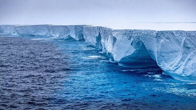 From world’s largest iceberg to melting fragments: Final days of A23a amid global warming