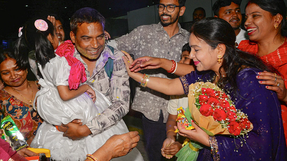 Passengers stranded in Middle East amid US-Israel-Iran conflict arrive at Birsa Munda Airport, Ranchi.