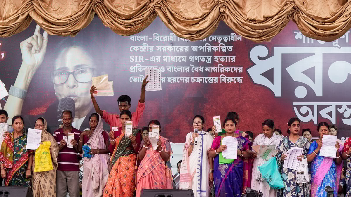 Mamata Banerjee engaging with voters in her Bhabanipur constituency.