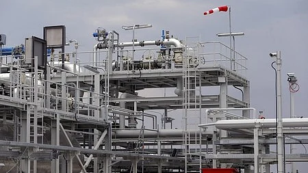 Representational image