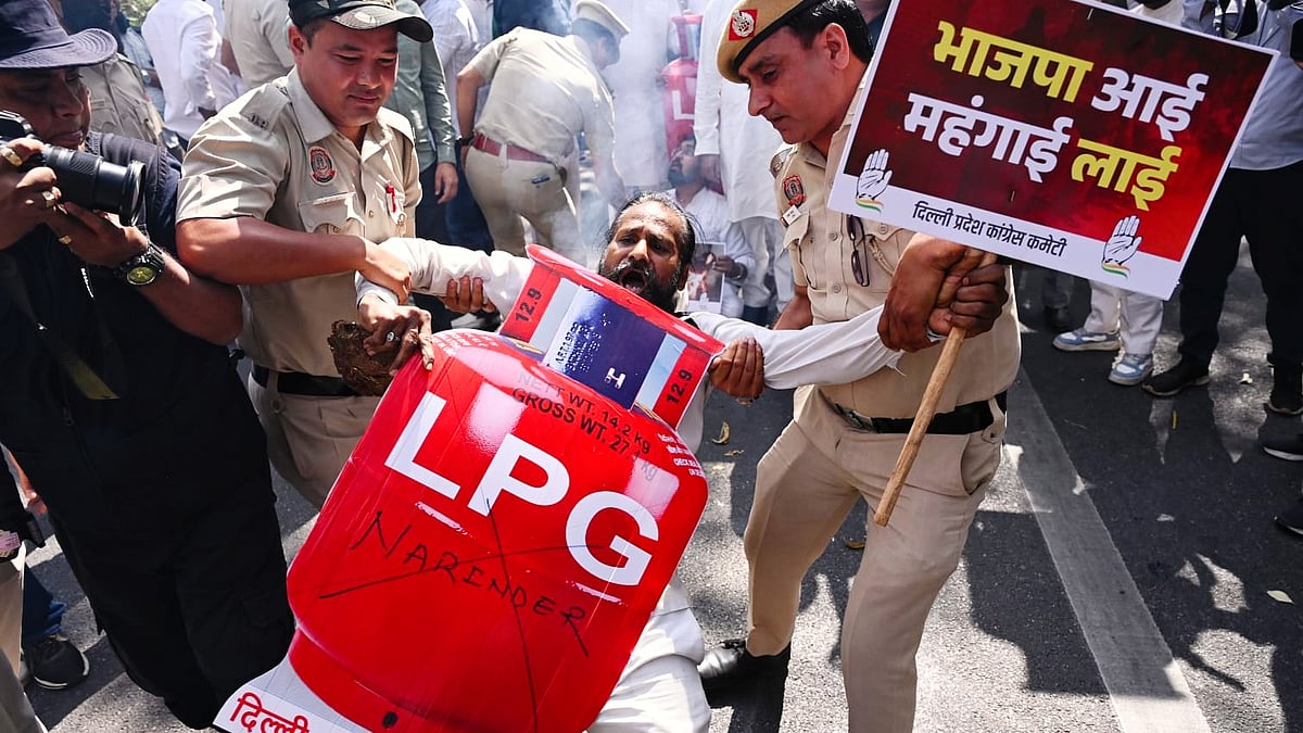 A Congress protest in New Delhi against the LPG crisis