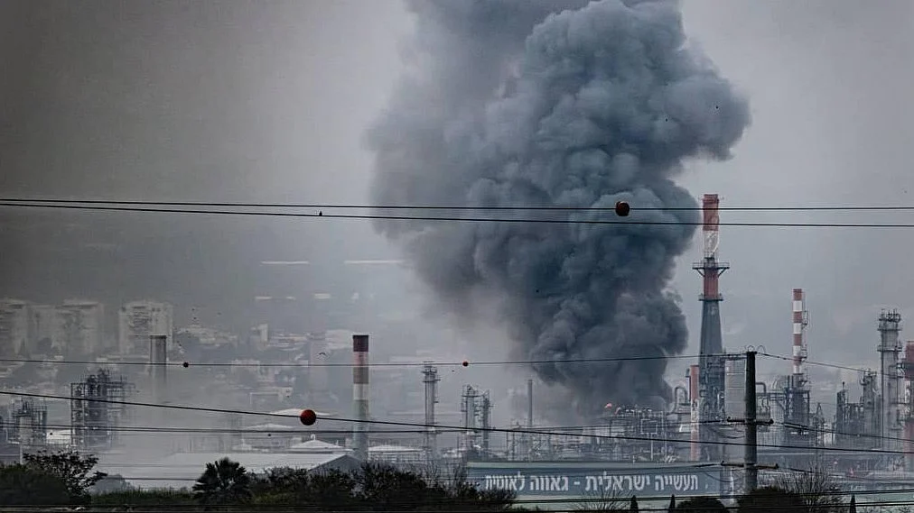 Iran war emitted 5 million tonnes of carbon dioxide in 2 weeks, as much as 84 countries