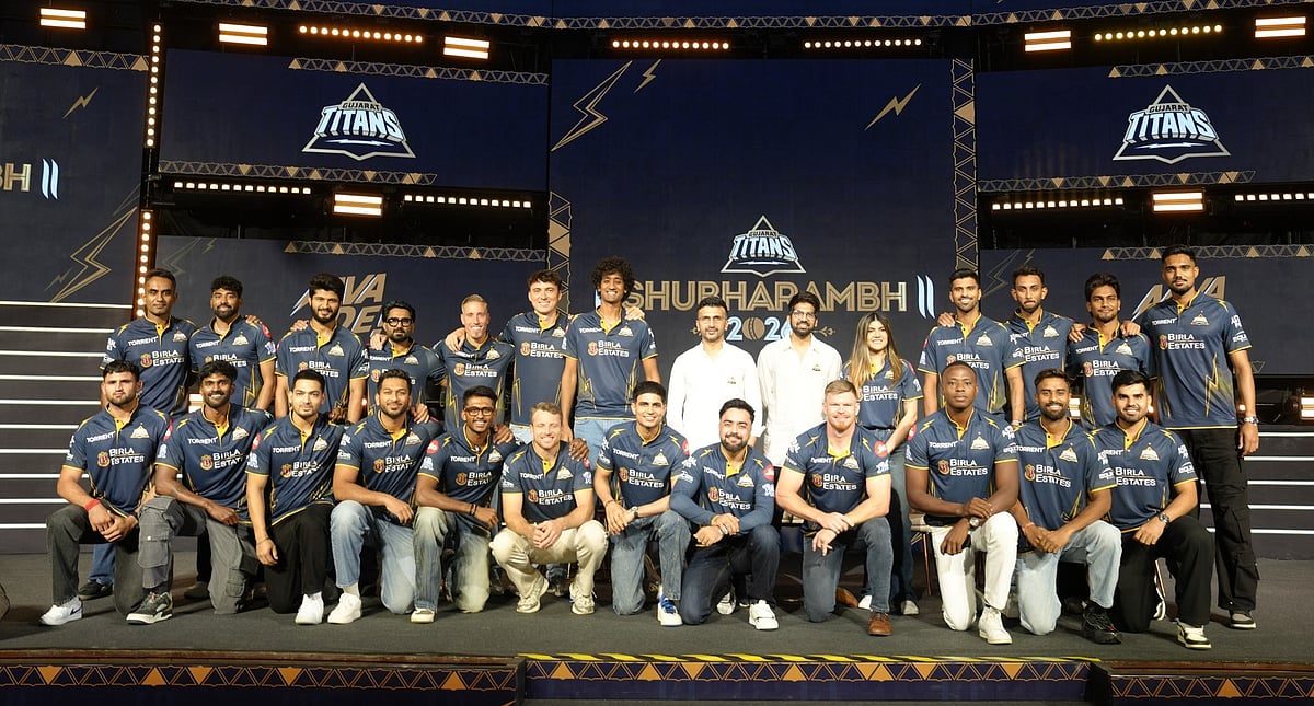 Gujarat Titans strike a pose in their new gear