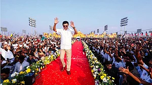 Stalin knows that in the absence of a unified opposition, even a stable vote share can be a win