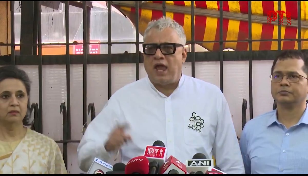 Trinamool Congress delegation led by Rajya Sabha MP Derek O’Brien after meeting CEC. 