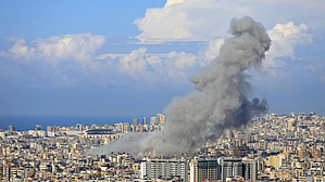 Israeli strikes kill hundreds in Beirut