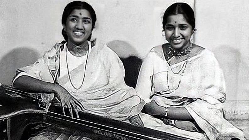 One for the ages: Lata Mangeshkar (L) and Asha Bhosle