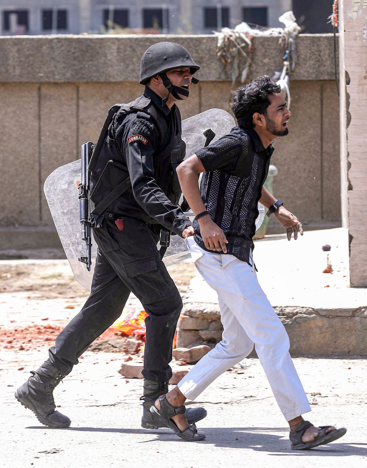 Noida workers protest: Akhilesh blames BJP's capitalist policies while Yogi raises 'Naxal' alarm