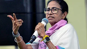 Mamata Banerjee addresses a public meeting in Bhangar.
