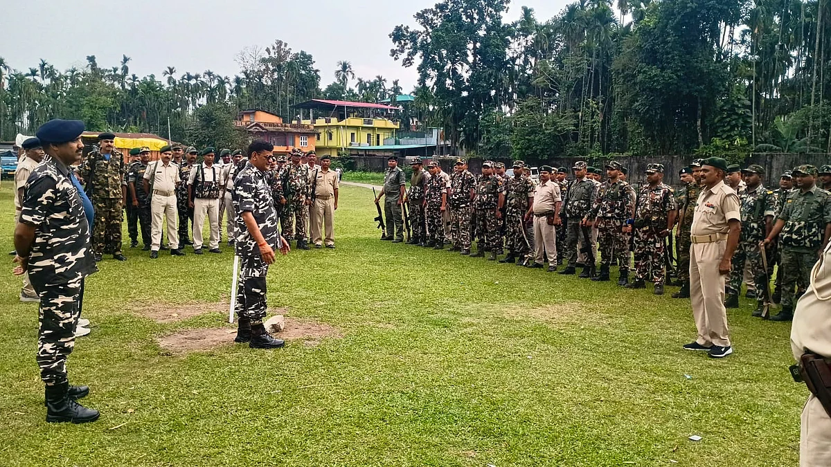 Bengal: Unprecedented multi-force meet casts shadow over poll neutrality