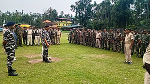 A discussion with commandants and company commanders of BSAP F-5 Coy and 361 CRPF Coy in Jalpaiguri