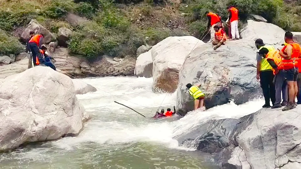 Search continues for 18-year-old Tanveer, who leapt into the raging river to escape his attackers