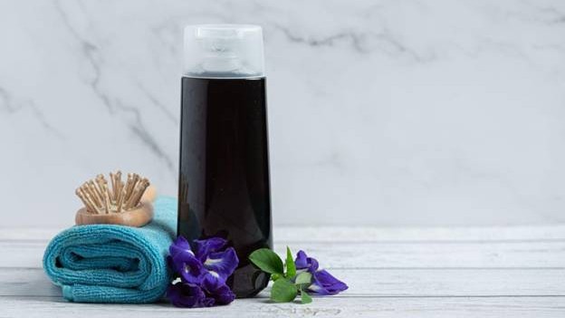 How Often Should You Use Anti-Dandruff Shampoo?
