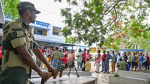 West Bengal: Re-polling ordered in 15 booths amid concerns over strong room security