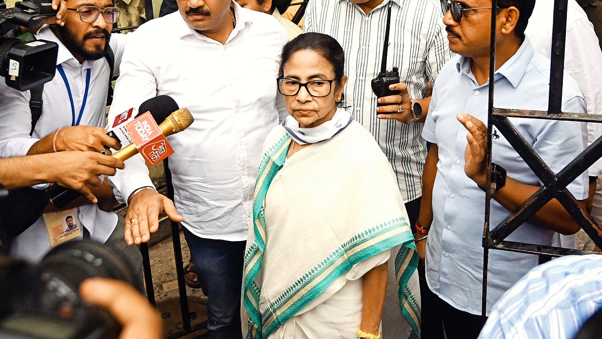 Can she pull off another victory? Mamata Banerjee in Bhabanipur on voting day