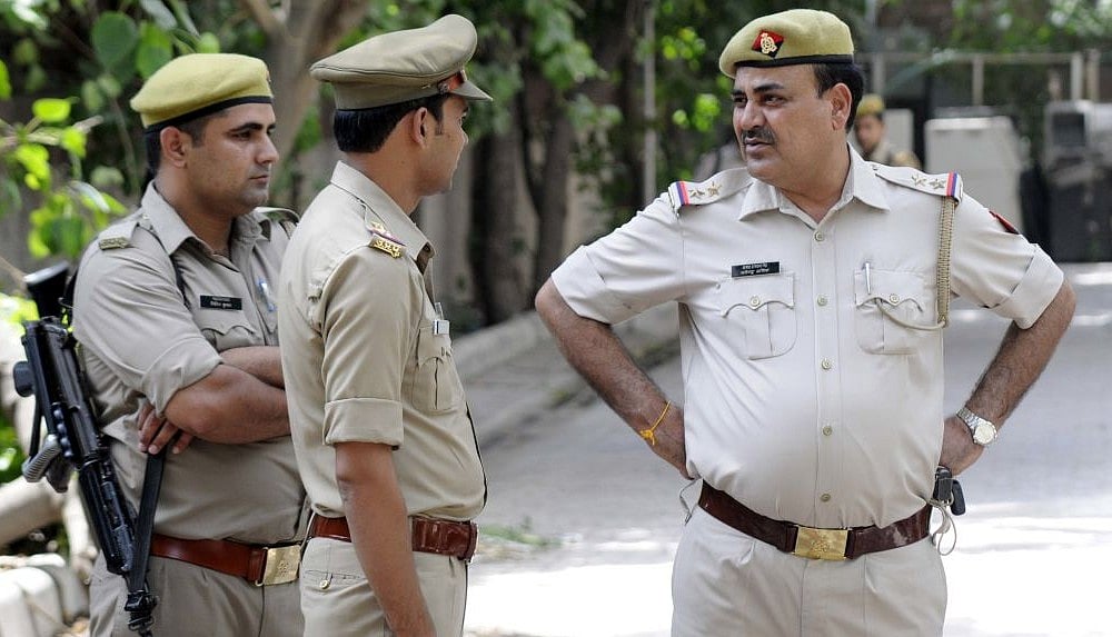 Uttar Pradesh: Tension in Maudaha after BJP MP refuses to take ...