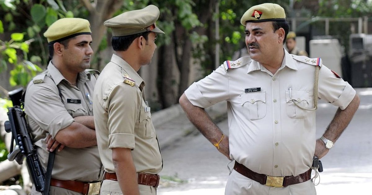 Uttar Pradesh: Tension in Maudaha after BJP MP refuses to take ...