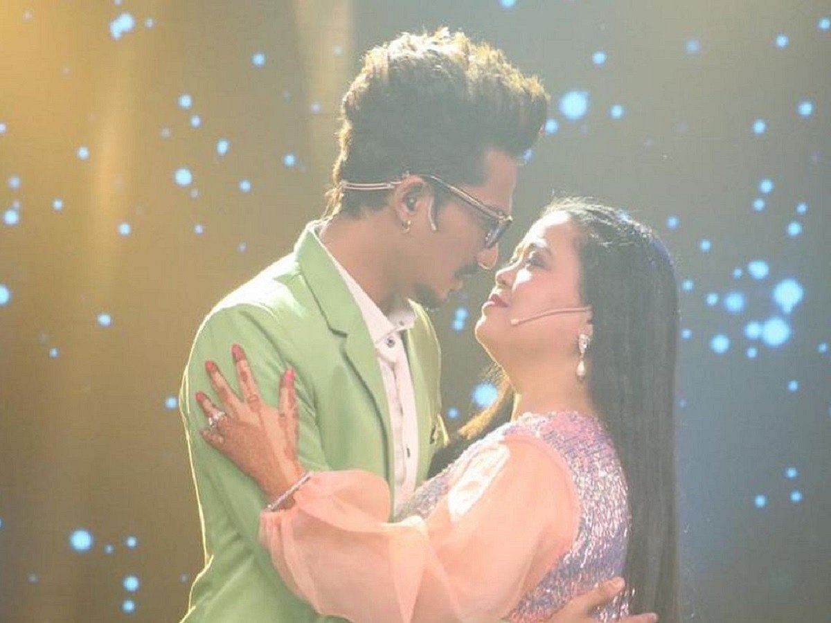 as-heads-roll-at-the-ncb-bharti-singh-likely-to-be-back-in-custody