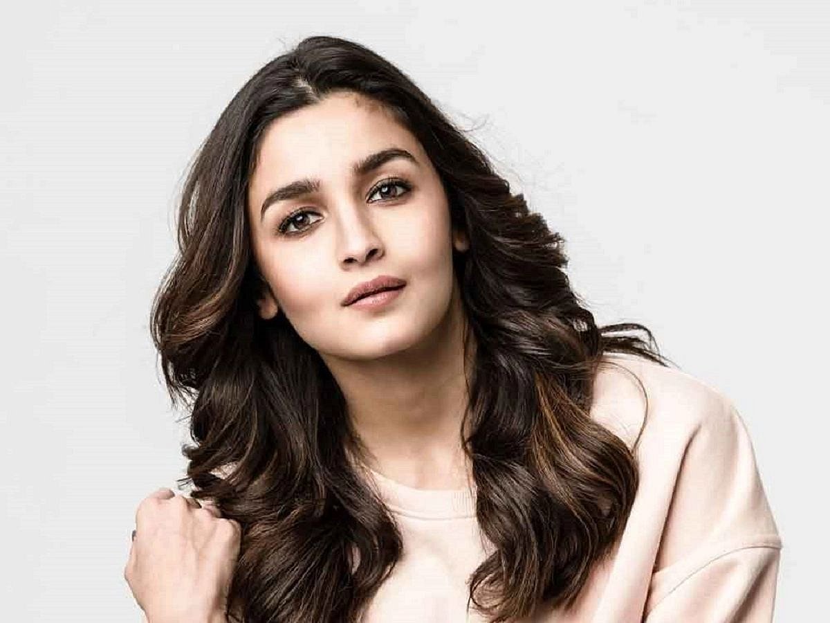 Alia Bhatt's photo leak: Bollywood stars call out media house for 'invasion of privacy