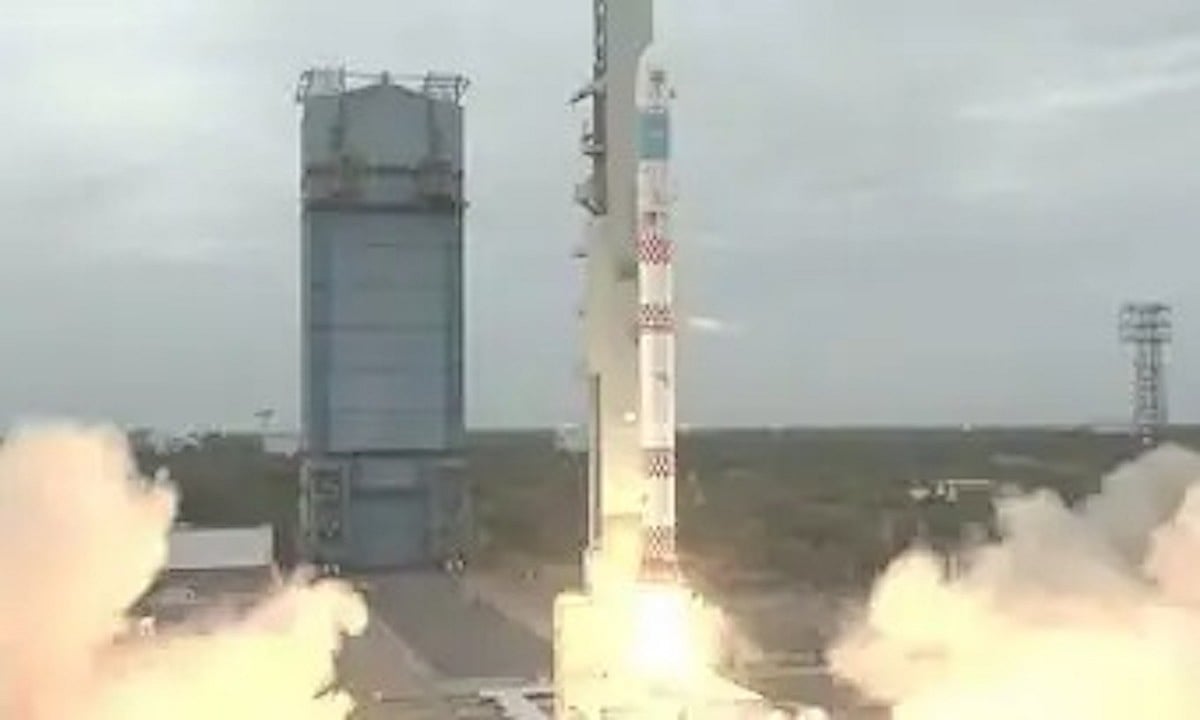 ISRO's reusable rocket mission boosts indigenous tech