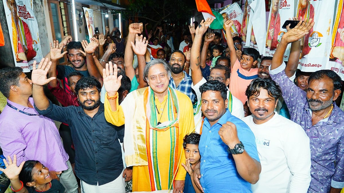 Shashi Tharoor Attack Leaves Security Guard Injured in Kerala