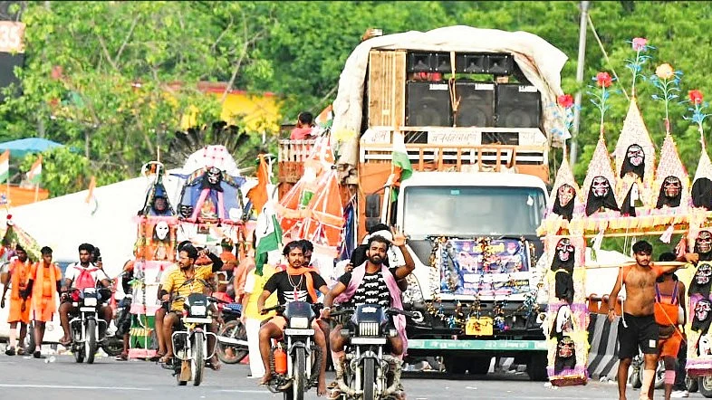 In Yogi’s Uttar Pradesh, devout rowdies come first
