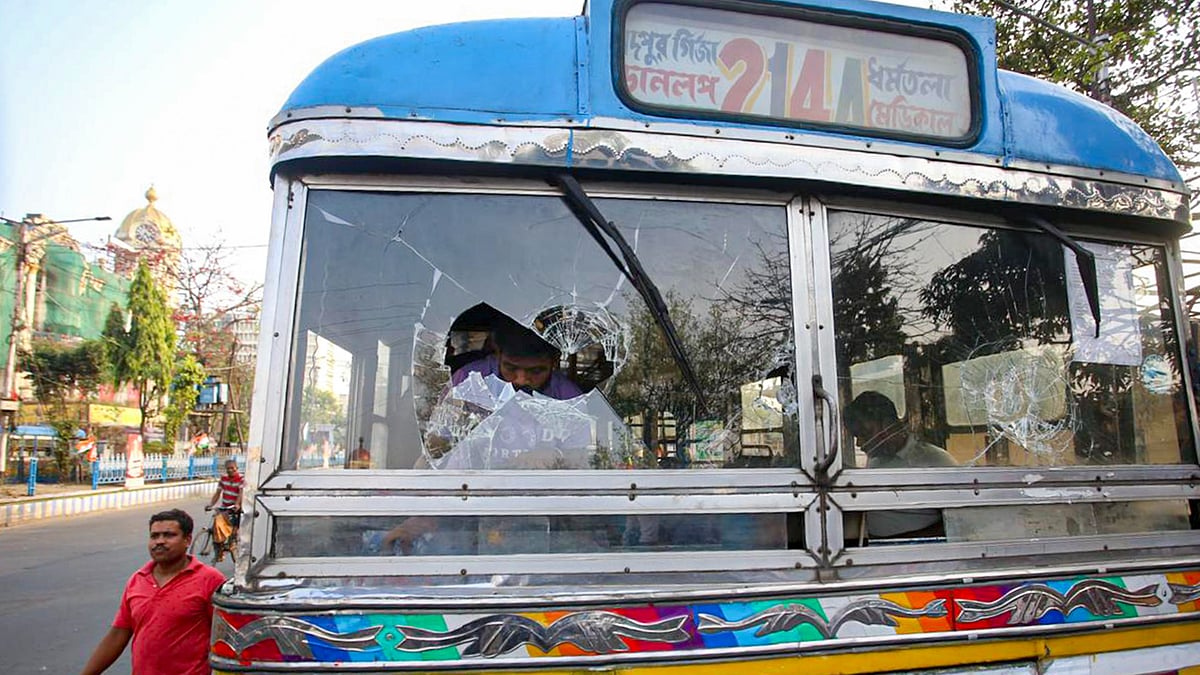 Kolkata TMC BJP Clashes Erupt Before PM Modi Rally