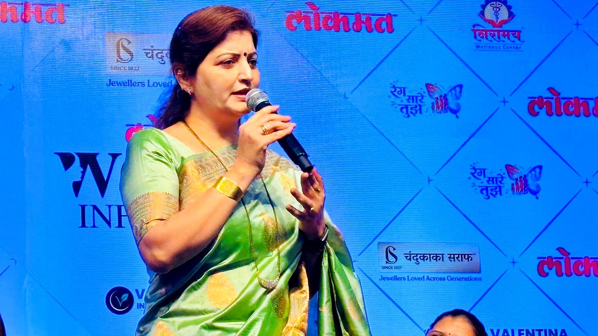 Rupali Chakankar Resignation Demands Grow After Godman Arrest