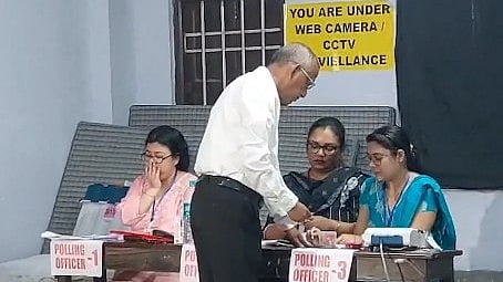 West Bengal Election Alert As ECI Probes Voter Threats