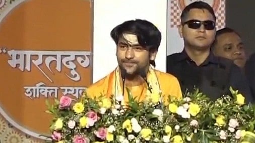 Bageshwar Baba Shivaji Remarks Spark Massive Maharashtra Arrest Demands