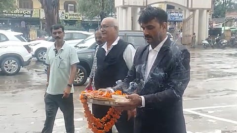 Rewa Advocate Protest Municipal Corporation Encrochment