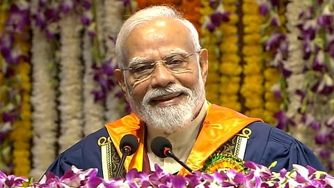 pm narendra modi iit delhi convocation