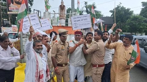 Ballia Congress Protest Against FIR on Rahul Gandhi and ‘Purification’ Controversy
