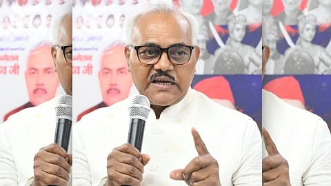 SP Leader Lal Bihari Yadav Controversial Remark on Voting Akhilesh Yadav Goes Viral
