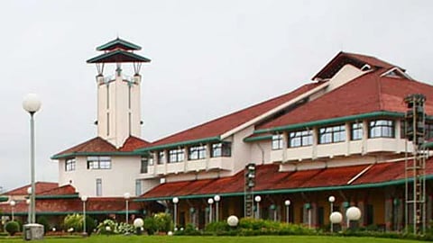 IIM Kozhikode has invited applications for 28 Assistant Professor positions.
