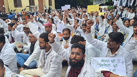 Varanasi AYUSH Interns Protest Demand Stipend Hike from 7,500 to  25,000