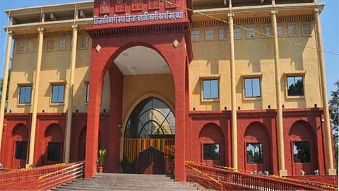 wardha 77 96 lakh compensation dm office seizure averted