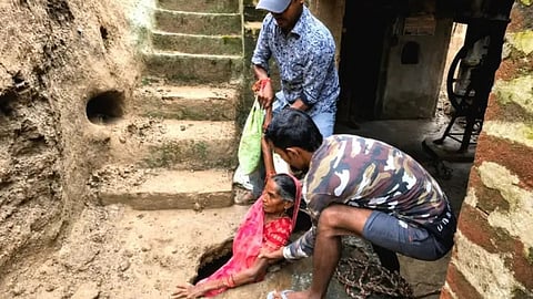 Kanpur Accident Old Woman Falls Into 10 Foot Pit After Ground Collapses