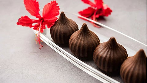 5 twisted modak recipes chocolate mawa suji kids special For Ganesh Chaturthi RRS05