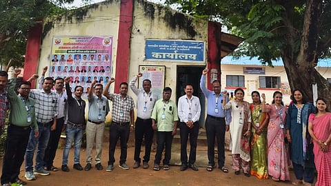 gadchiroli ashram school teachers protest night duty