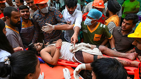 delhi building collapse story