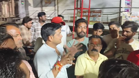 Khandwa Administration Directs Removal Ganesh Pandal
