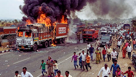 Nagpur Samruddhi Mahamarg Truck Fire