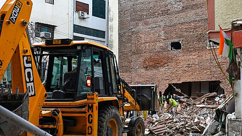 delhi mcd demolition drive