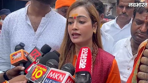 Sadhvi Harsha Richaia enters Ujjain temple dispute