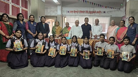 Nashik Sane Guruji Inspired Students Felicitation