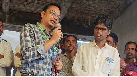 bhivapur garbage dumping protest tiroda road blockade