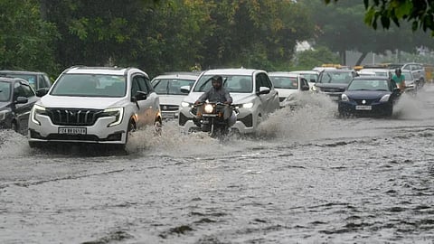 UP Weather Rain Alert: Rain and Thunderstorm Warning Issued 44 Districts