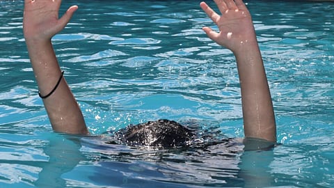 akot swimming pool 18 year old student dies drowning